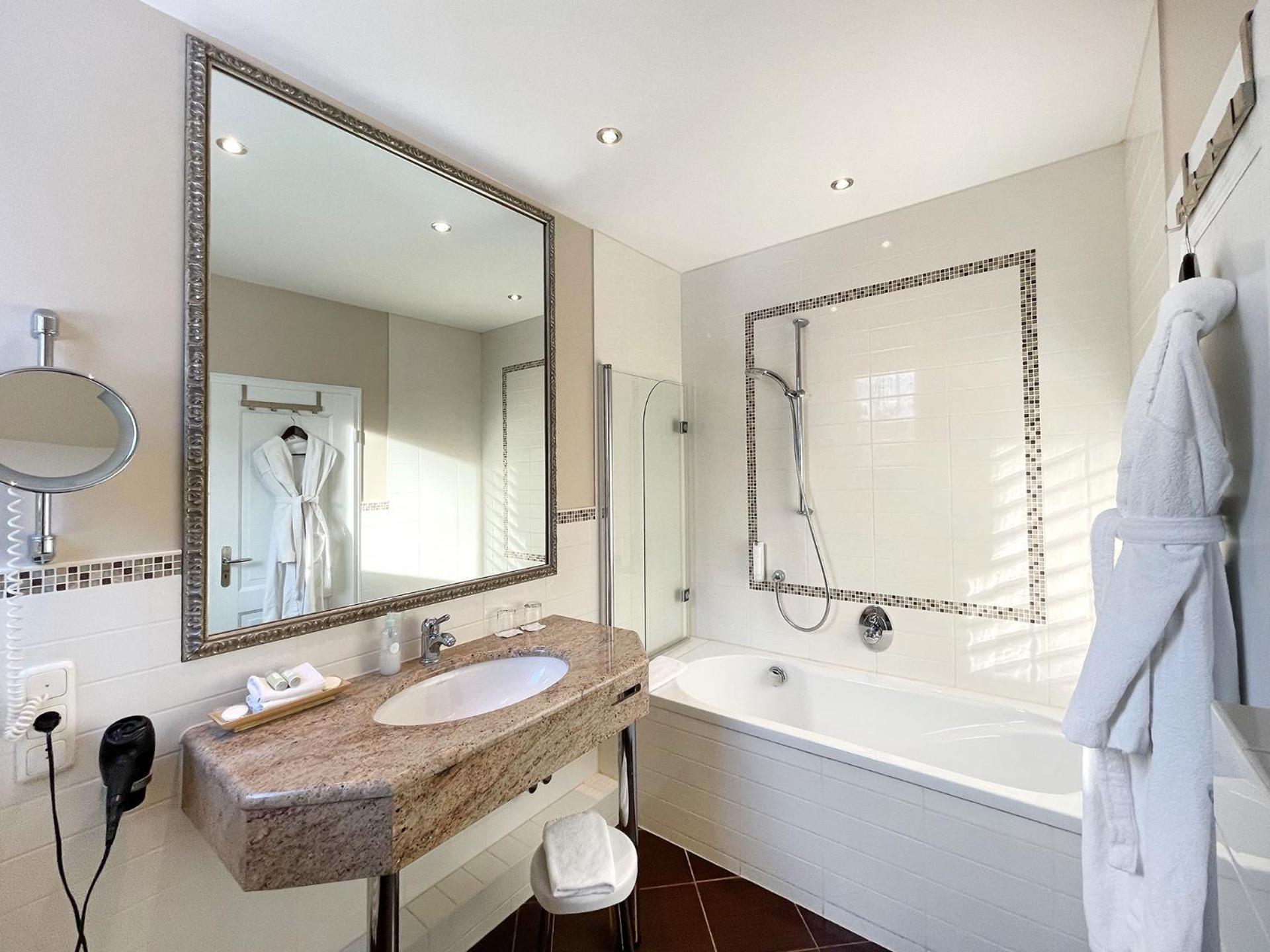 Romantik Hotel Kieler Kaufmann Bagian luar foto